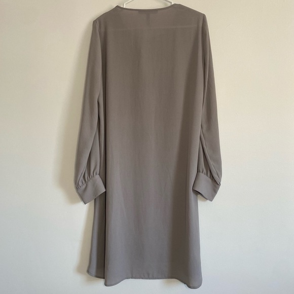 BCBG Maxazria Darell Opal Gray Tunic Long Sleeve Dress Size Medium - Picture 3 of 9